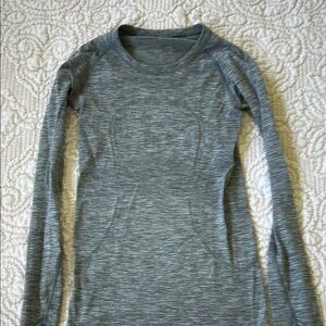Gray Women's Long Sleeve Top